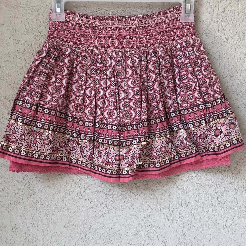 Super cute pink pattern skirt